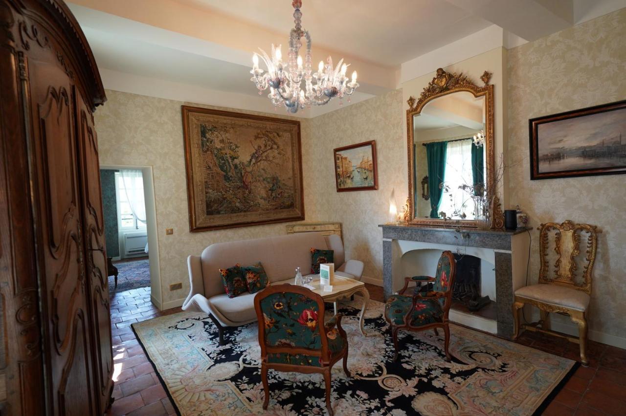Maison D'Hotes La Gourguille Баржак Екстер'єр фото