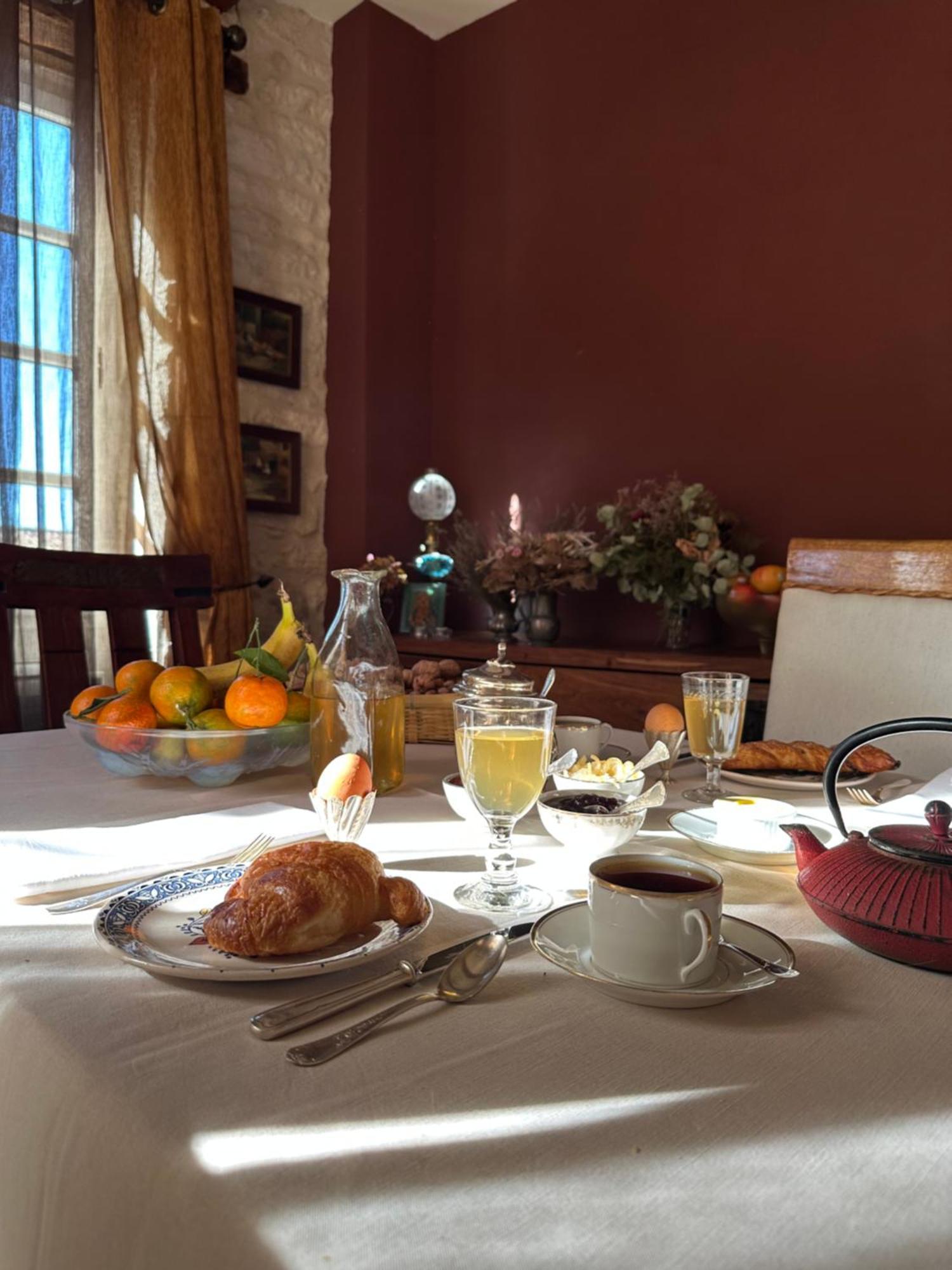 Maison D'Hotes La Gourguille Баржак Екстер'єр фото